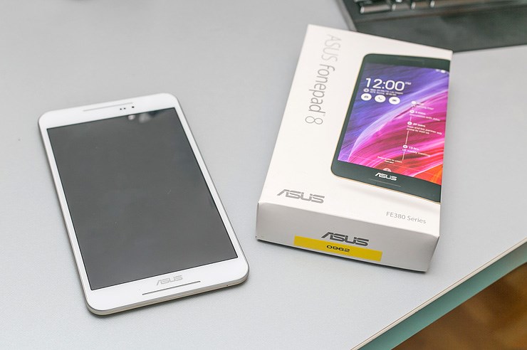 Asus Fonepad 8 (1).jpg
